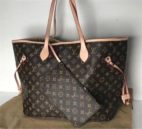 Vintage Louis Vuitton Handbags and Pu